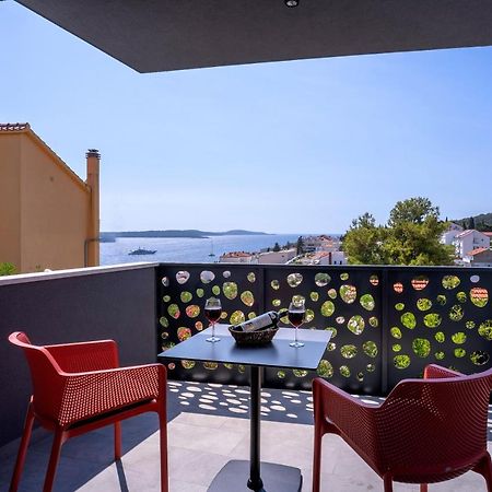 Sun&Lux Resort - Hvar Хвар Екстериор снимка